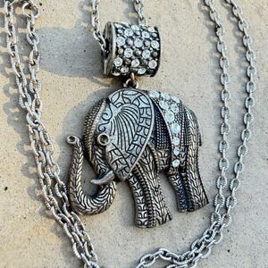 Antiqued Silver Tone‎ Elephant Pendant Necklace Rhinestone Statement Jewelry